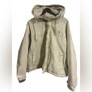 Urban Outfitters Work Jacket
Size: Medium